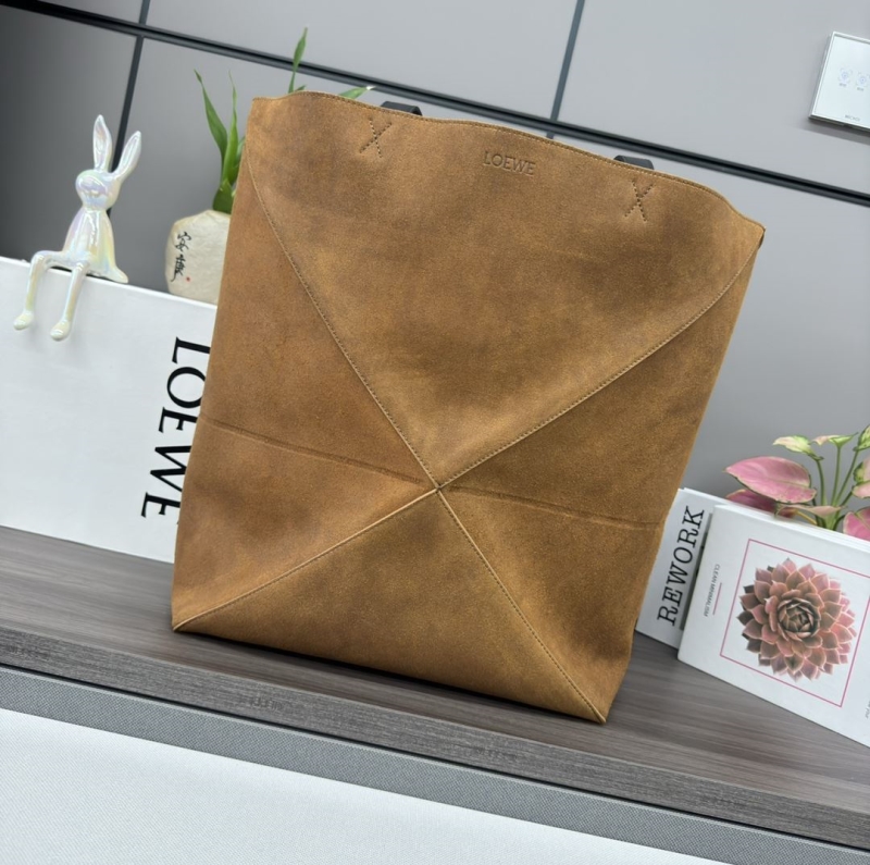 l*ew* shopping bags